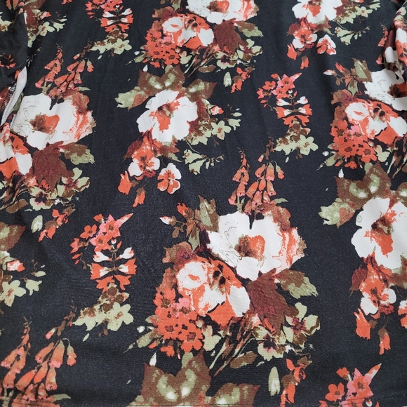 Faith And Joy Los Angeles Women's Floral HighLow 3/4 Sleeve Size 2XL Top - Picture 3 of 9